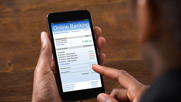 Les-meilleures-applications-bancaires-à-avoir-sur-votre-iPhone